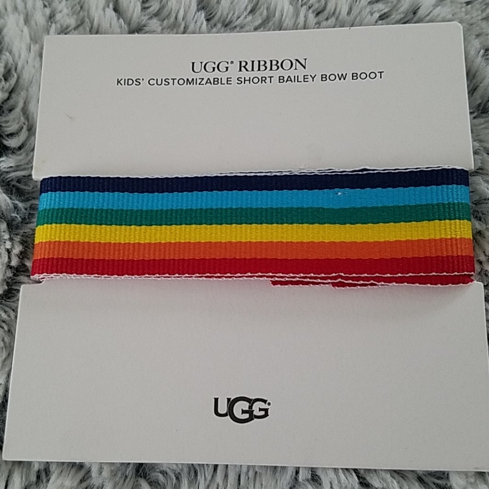 UGG Ribbon NWT